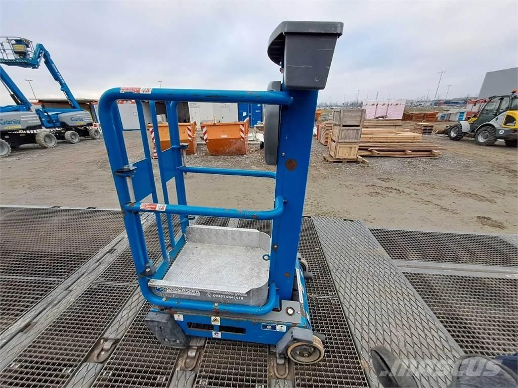 JLG Pecolift Druga dvigala in dvižne ploščadi