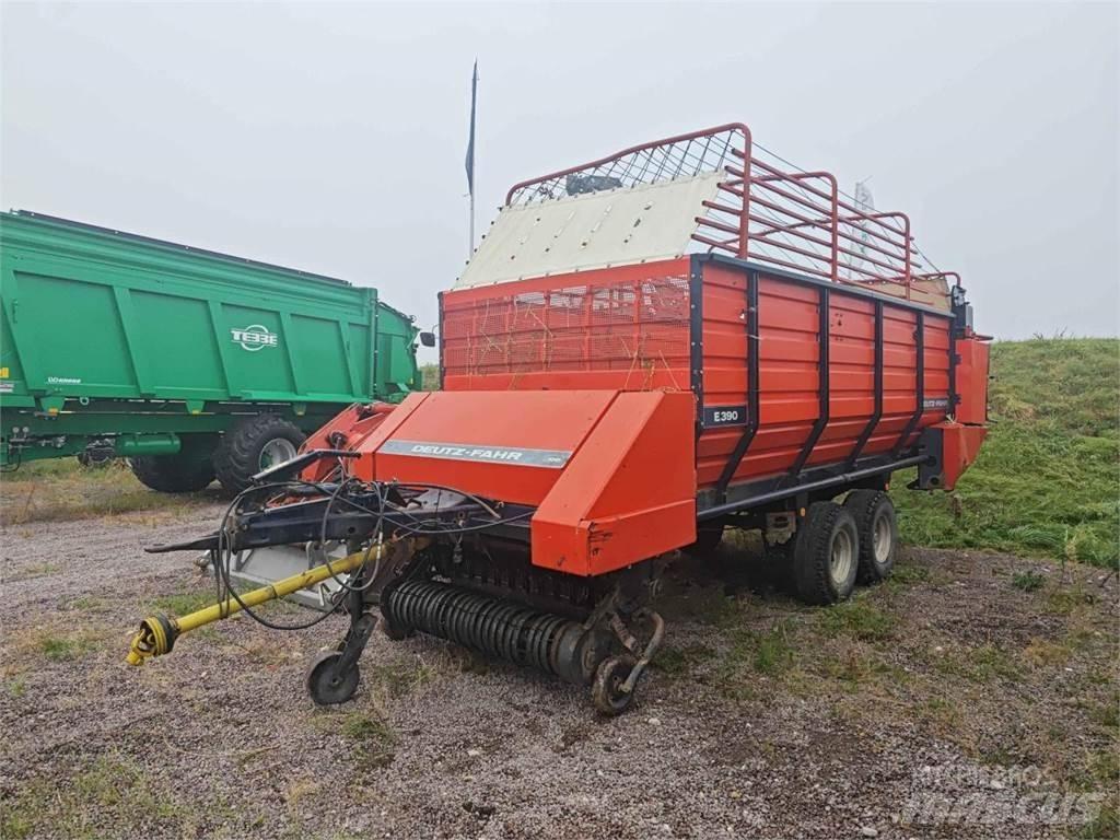 Deutz-Fahr E390 Samonakladalne prikolice