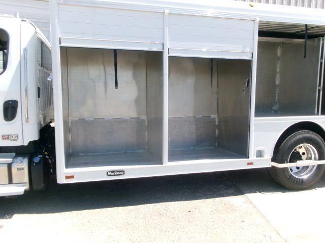 Freightliner M2 Tovornjaki za prevoz pijač