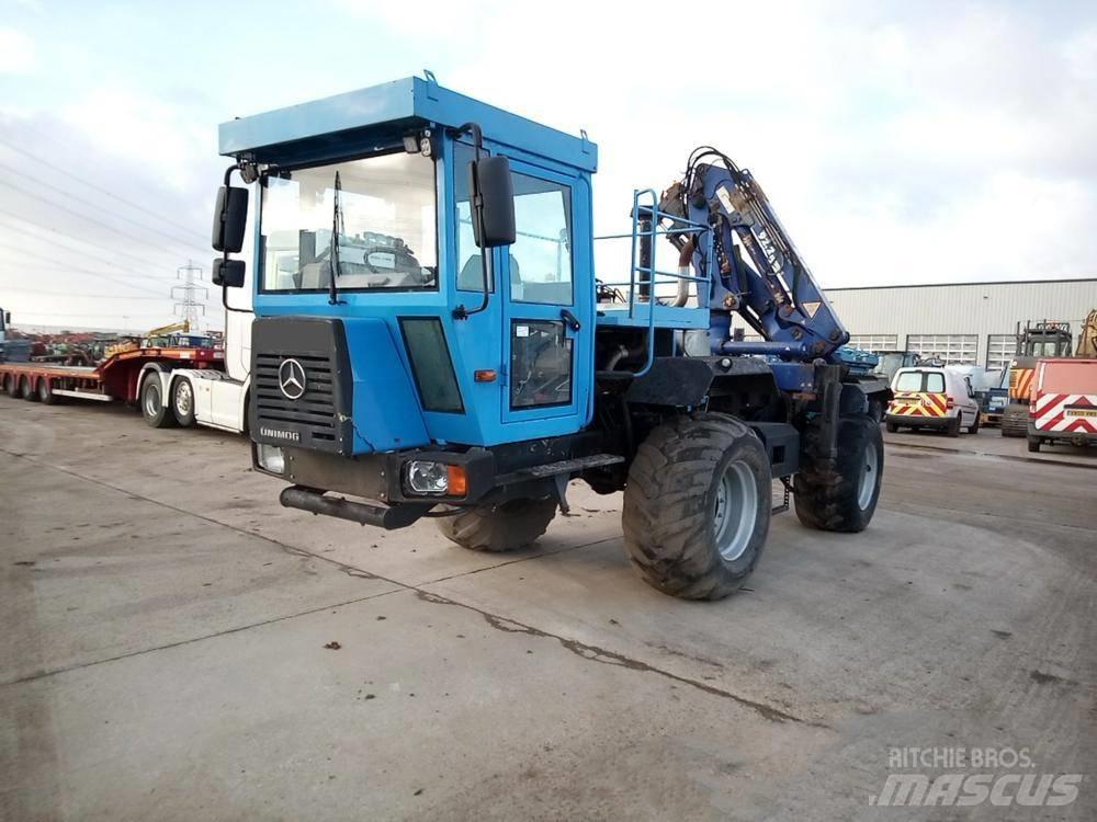 Mercedes-Benz Unimog Tovornjaki z žerjavom