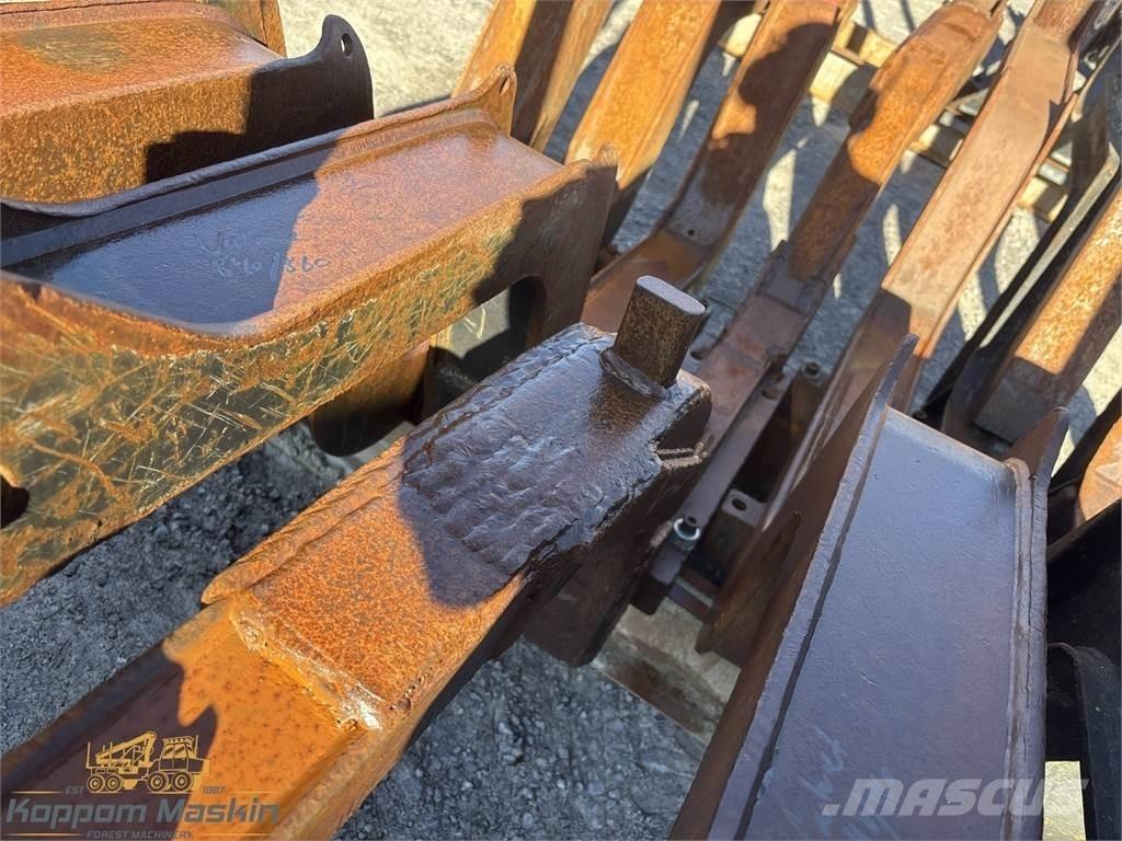 Valmet 840 Druge komponente