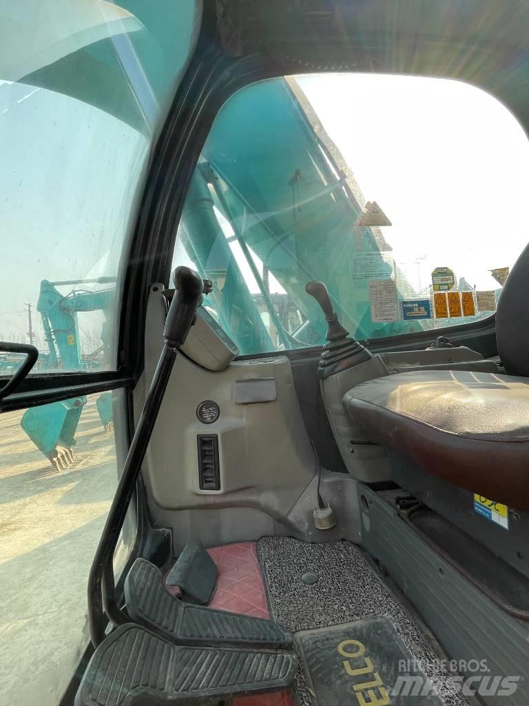 Kobelco 135 SRLC Bagri goseničarji