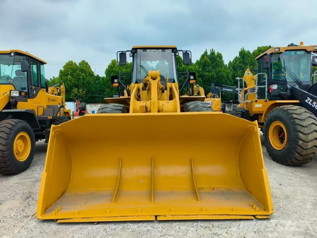 CAT 966 H Kolesni nakladalci