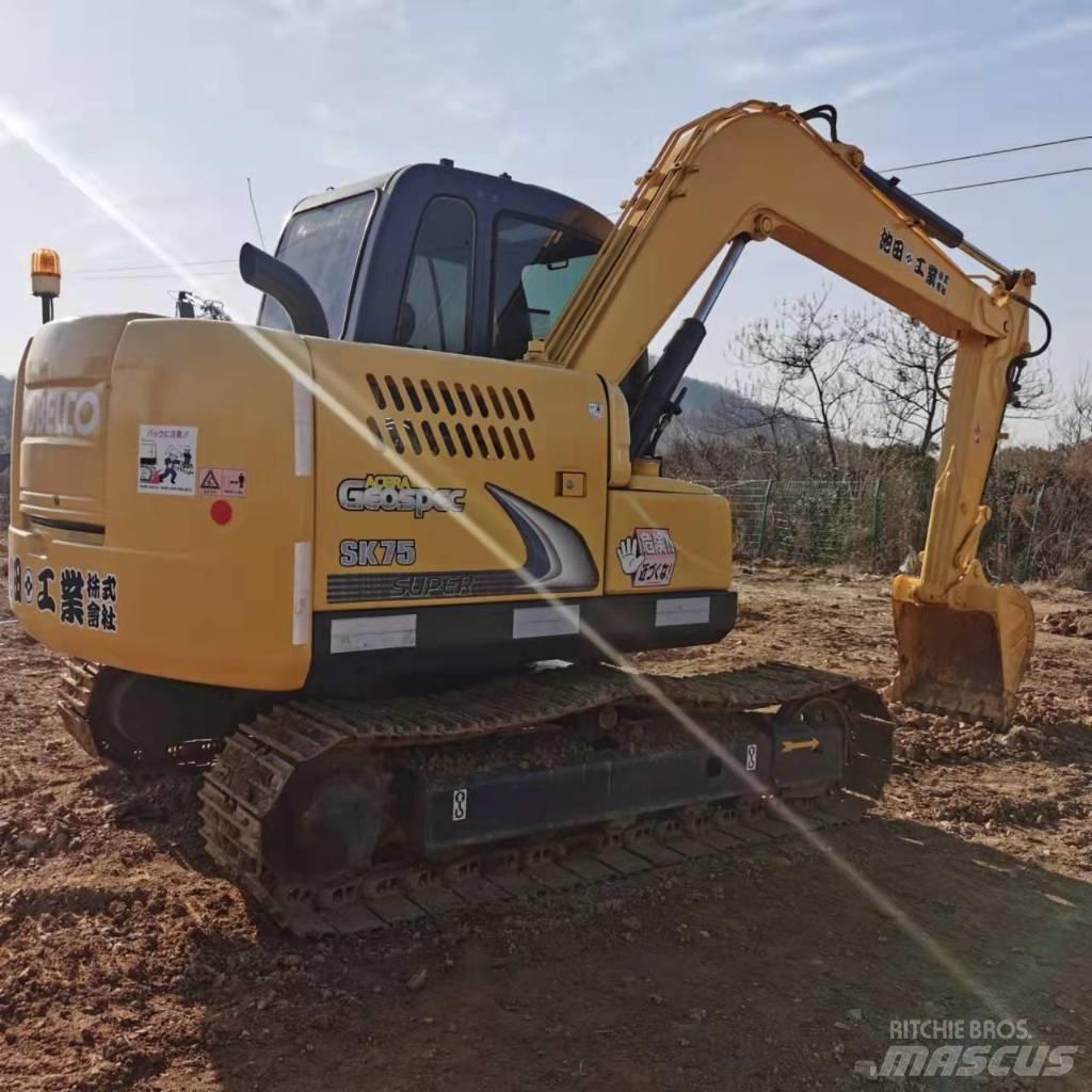 Kobelco SK75-8 Midi bagri 7t – 12t
