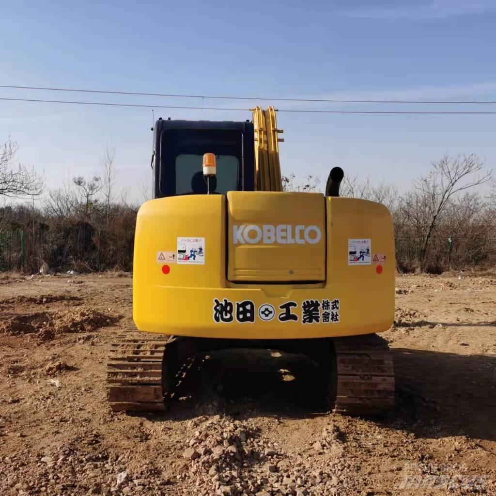 Kobelco SK75-8 Midi bagri 7t – 12t
