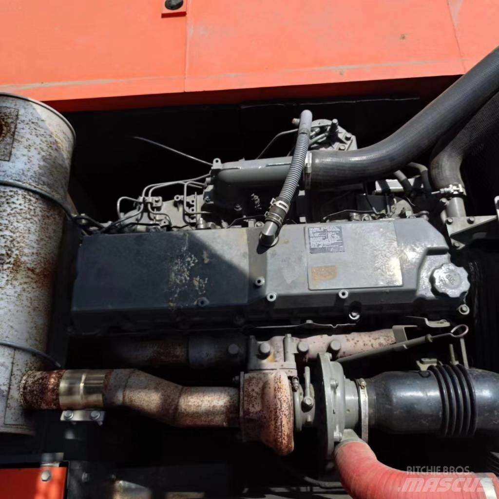 Hitachi ZX 350 Bagri goseničarji
