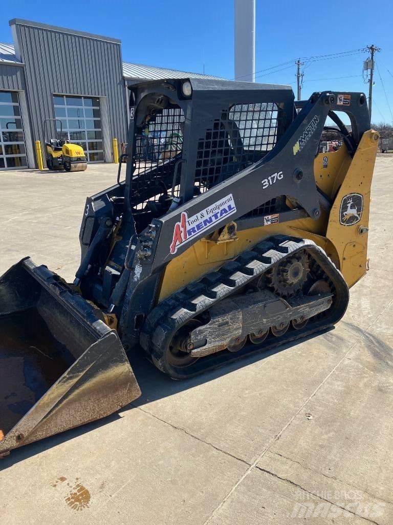 DEERE 317 G Skid steer mini nakladalci