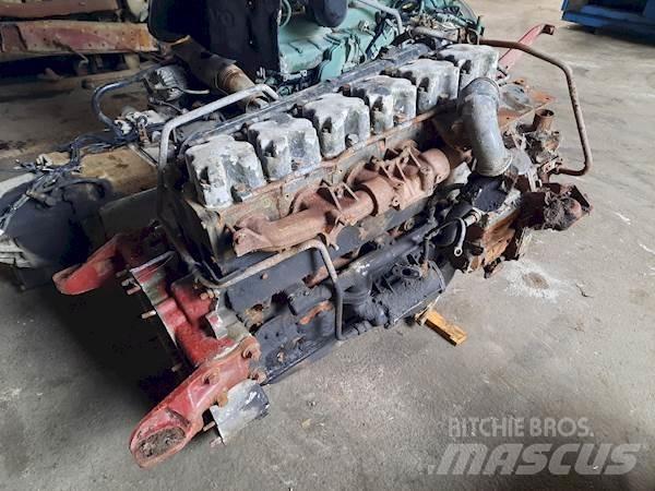 Renault 6 CILINDER Motorji