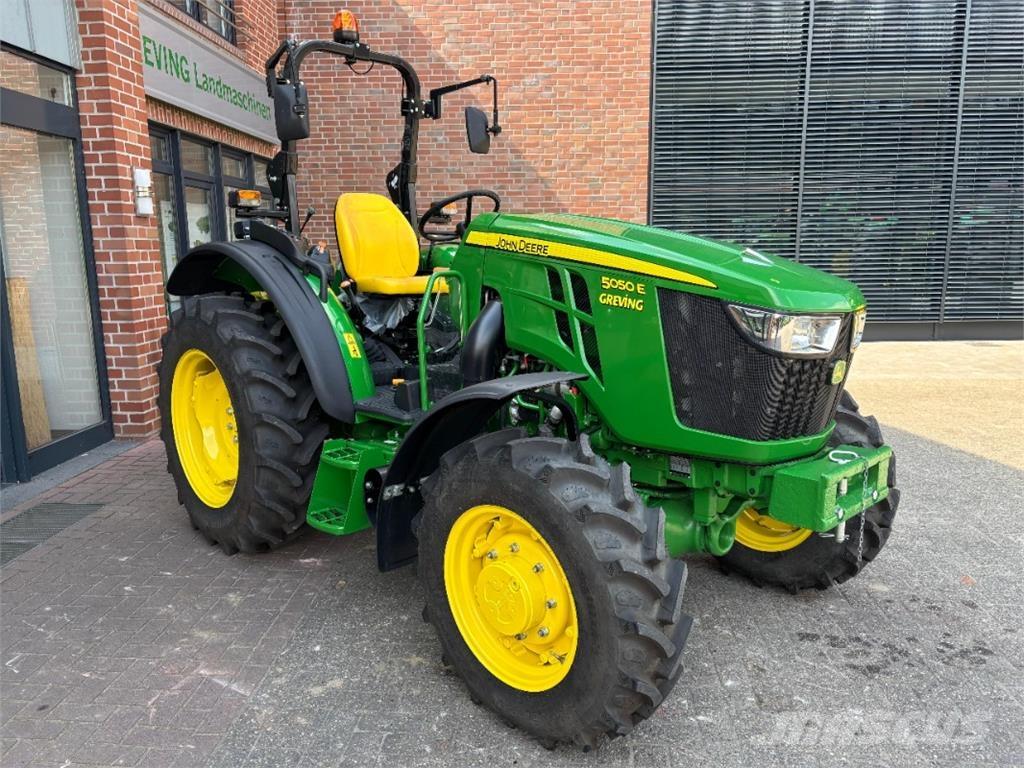 John Deere 5050E Traktorji