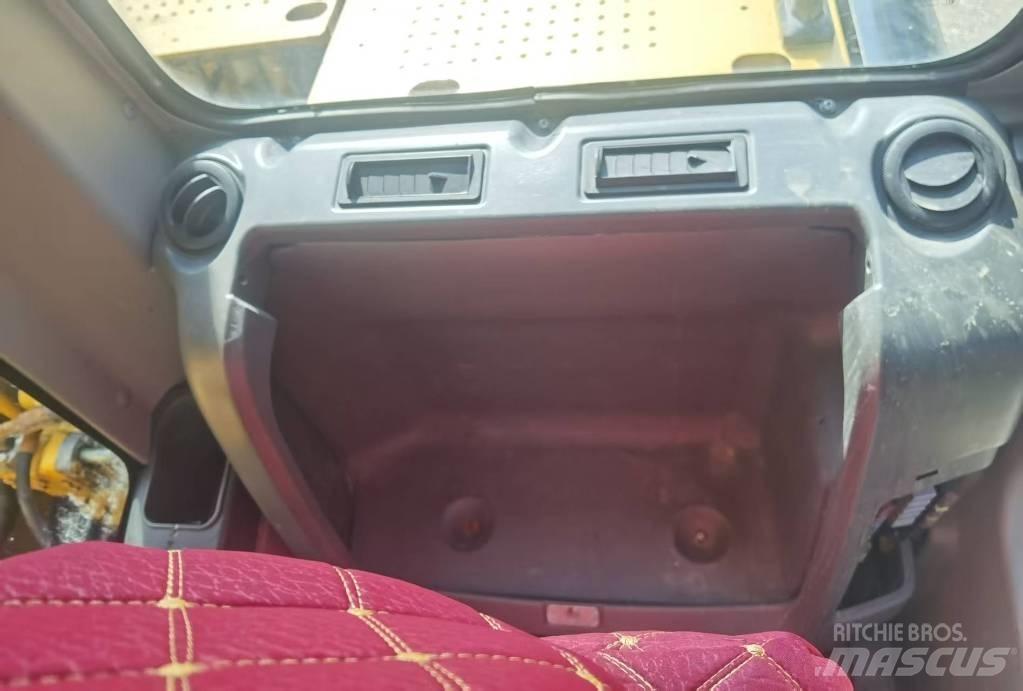 CAT 320d2 Bagri goseničarji