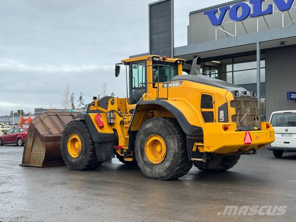 Volvo L 250 H Kolesni nakladalci