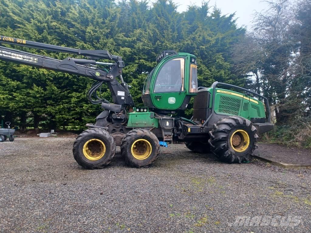 John Deere 1070e Harvesterji