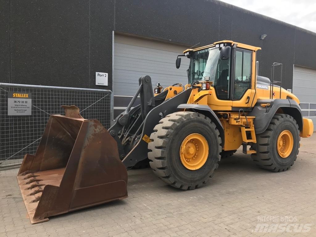 Volvo L110H Kolesni nakladalci