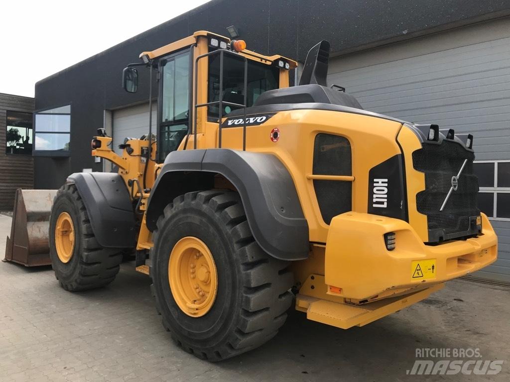 Volvo L110H Kolesni nakladalci