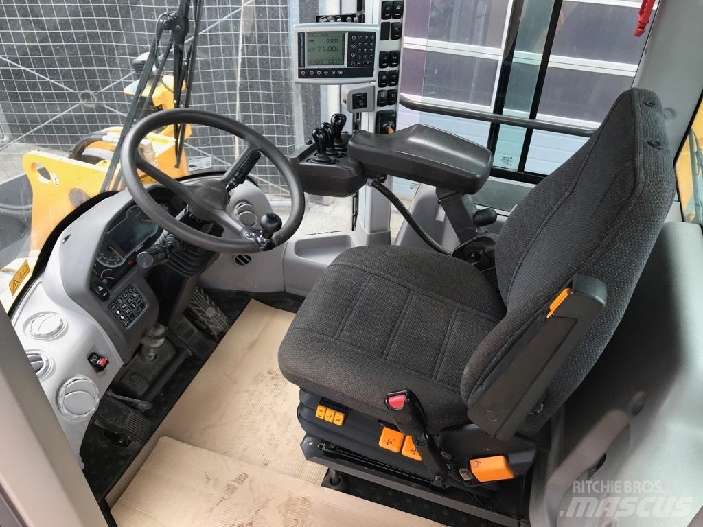 Volvo L110H Kolesni nakladalci