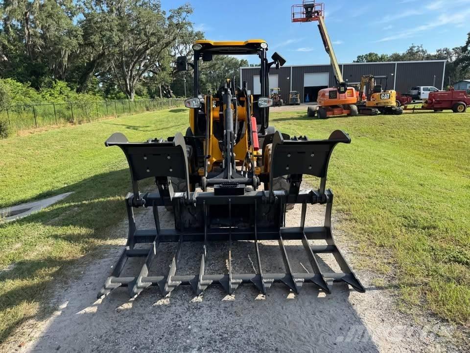 JCB 407 Kolesni nakladalci