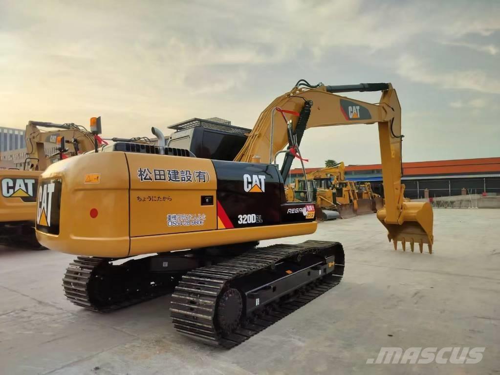 CAT 320 D2 Bagri goseničarji