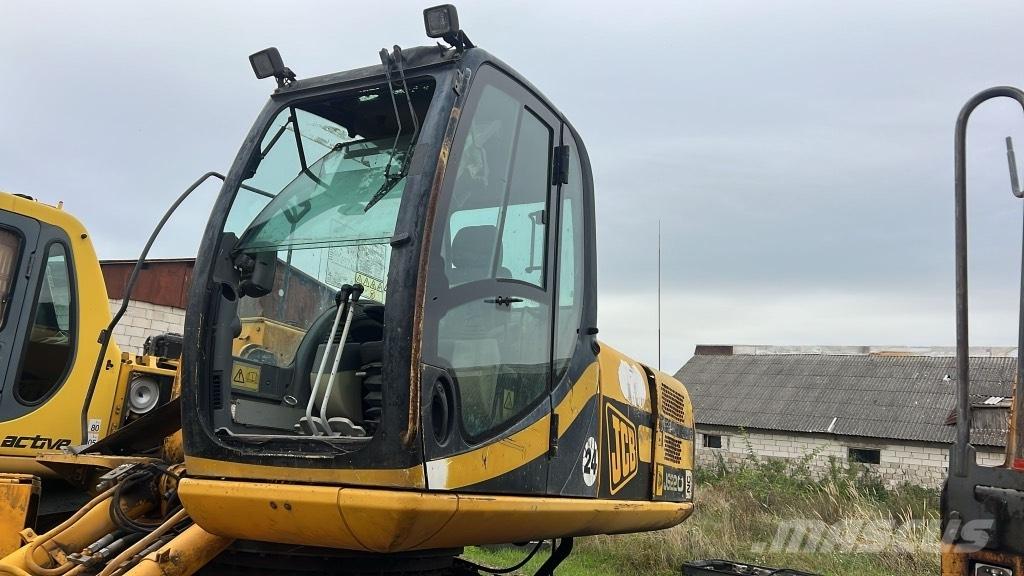 JCB 220 Podvozje in vzmetenje