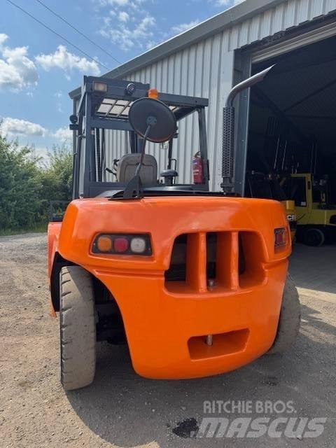 Doosan D 90 S-5 Dizelski viličarji