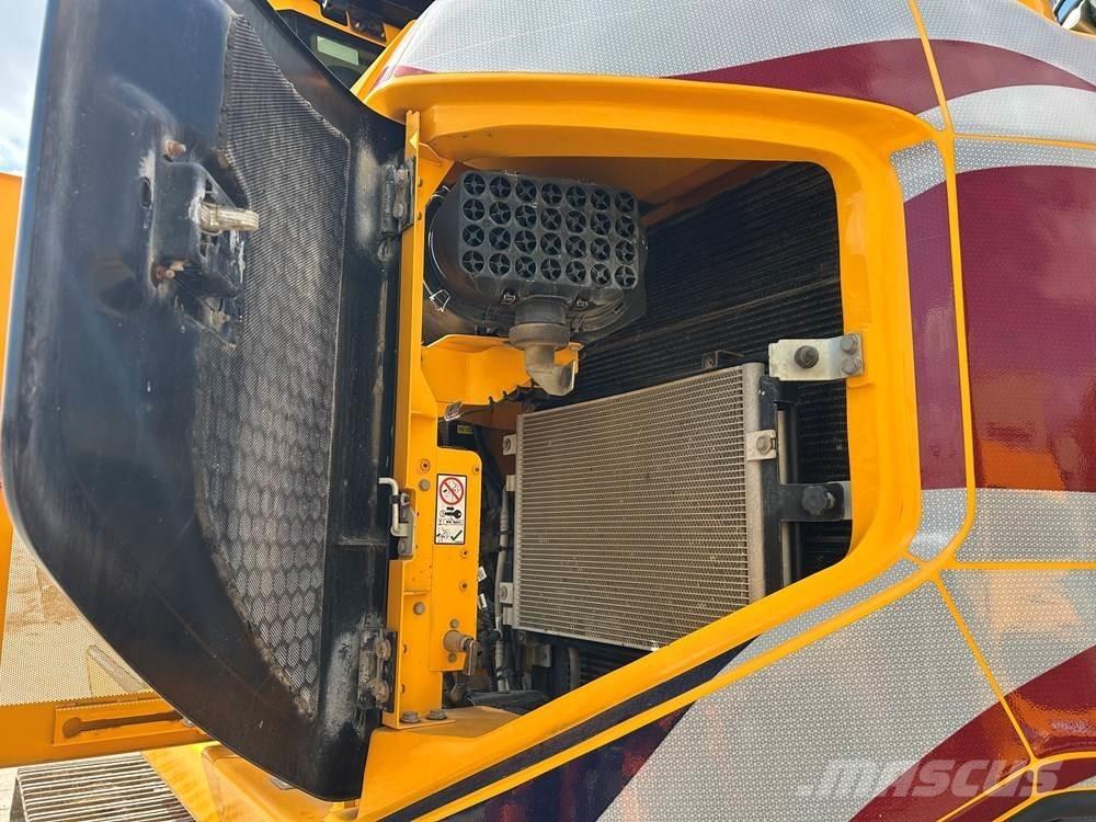 JCB 245XR Bagri goseničarji