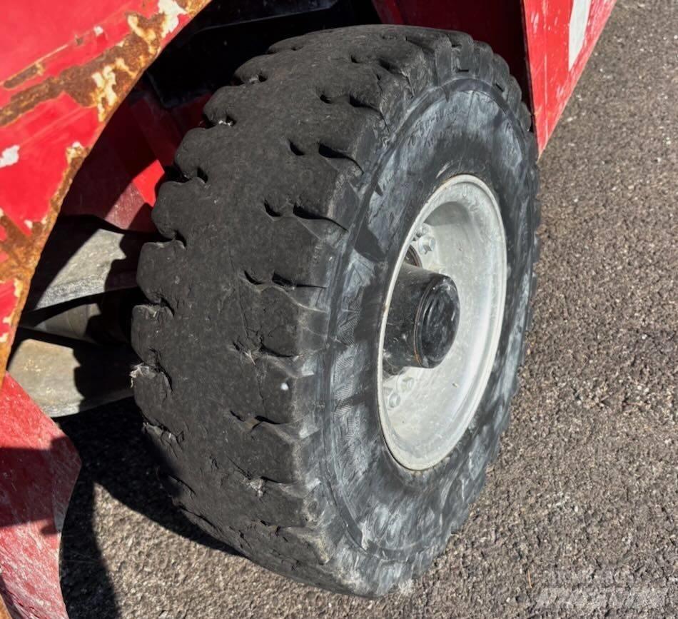 Manitou MI 35 D Dizelski viličarji