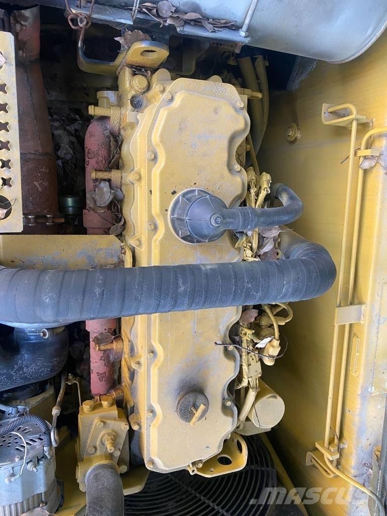 CAT 325 C Bagri goseničarji