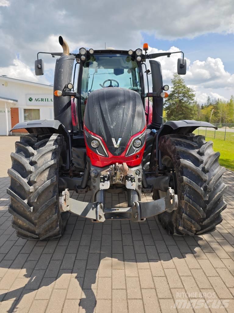 Valtra T 214 D Traktorji
