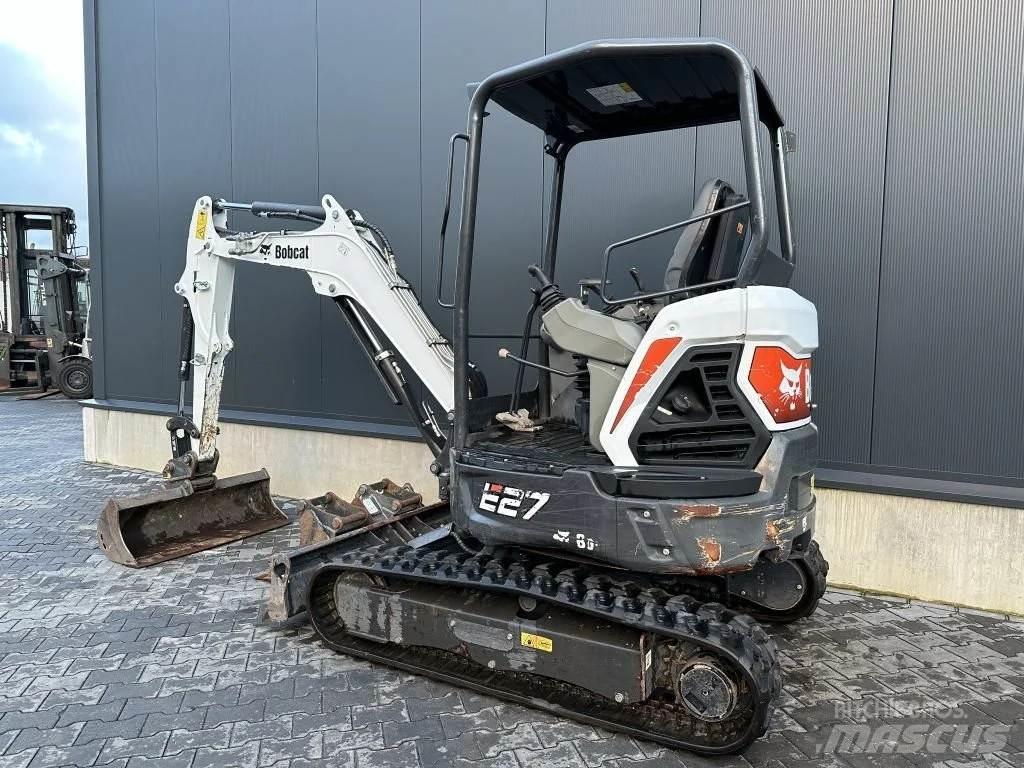 Bobcat E27 Mini bagri <7t