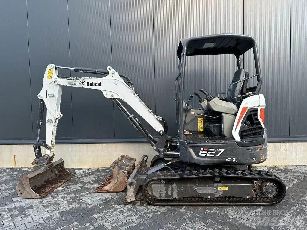 Bobcat E27 Mini bagri <7t
