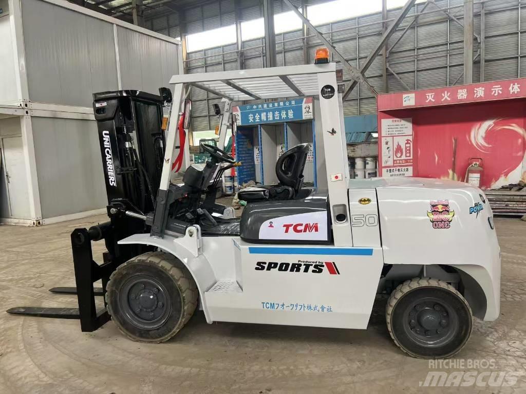 TCM FD50 Dizelski viličarji