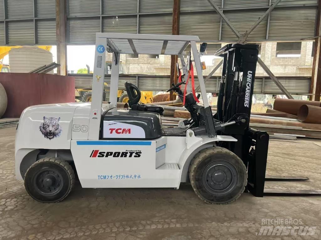TCM FD50 Dizelski viličarji