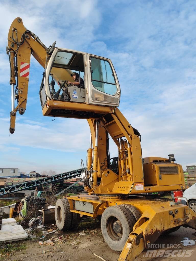 Liebherr 904C Bagri za prekladanje primarnih/sekundarnih surovin