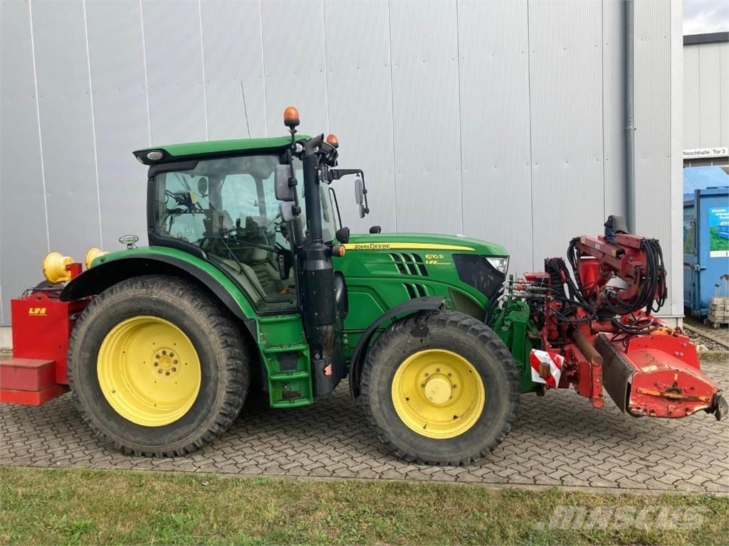 John Deere 6110R Traktorji