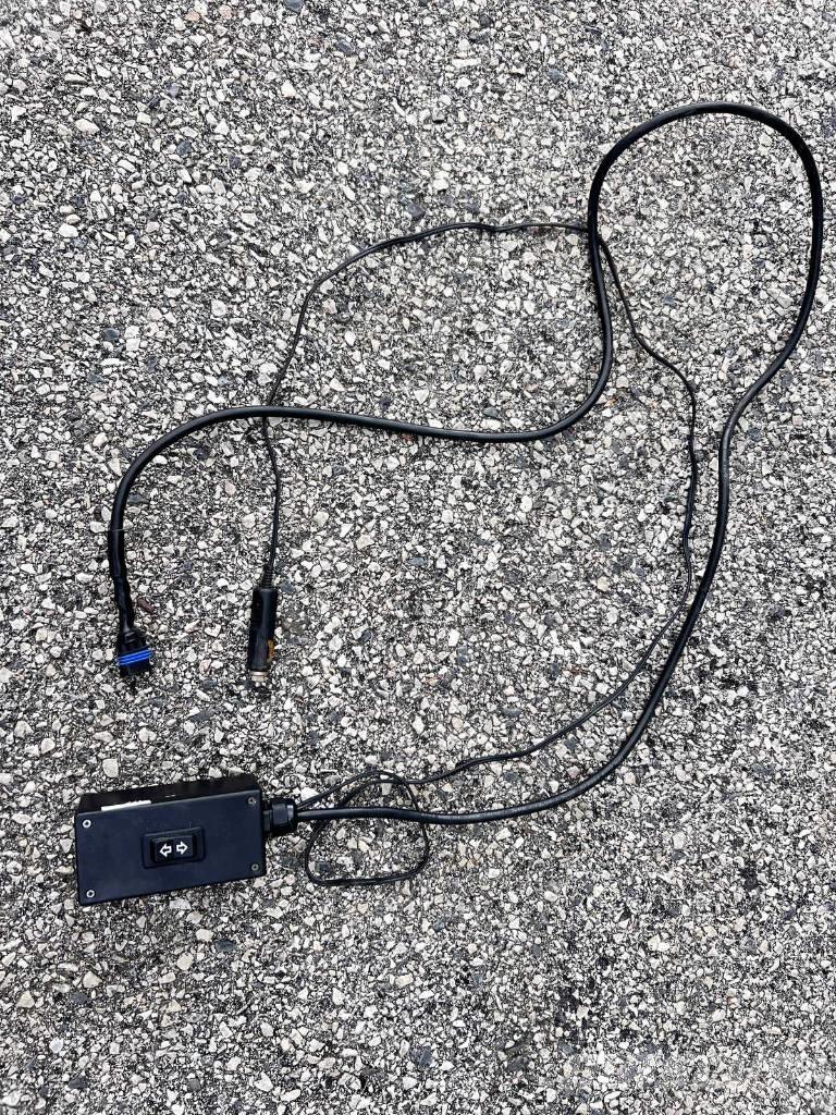  CE Attachments Edge Drugi deli