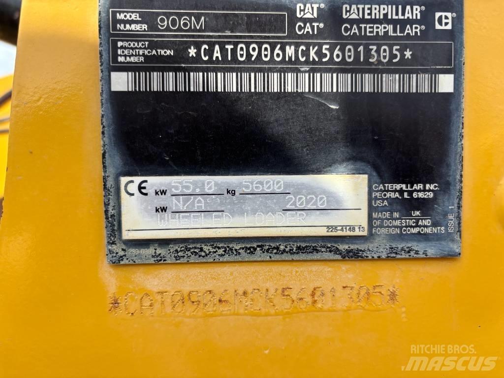 CAT 906 M Kolesni nakladalci
