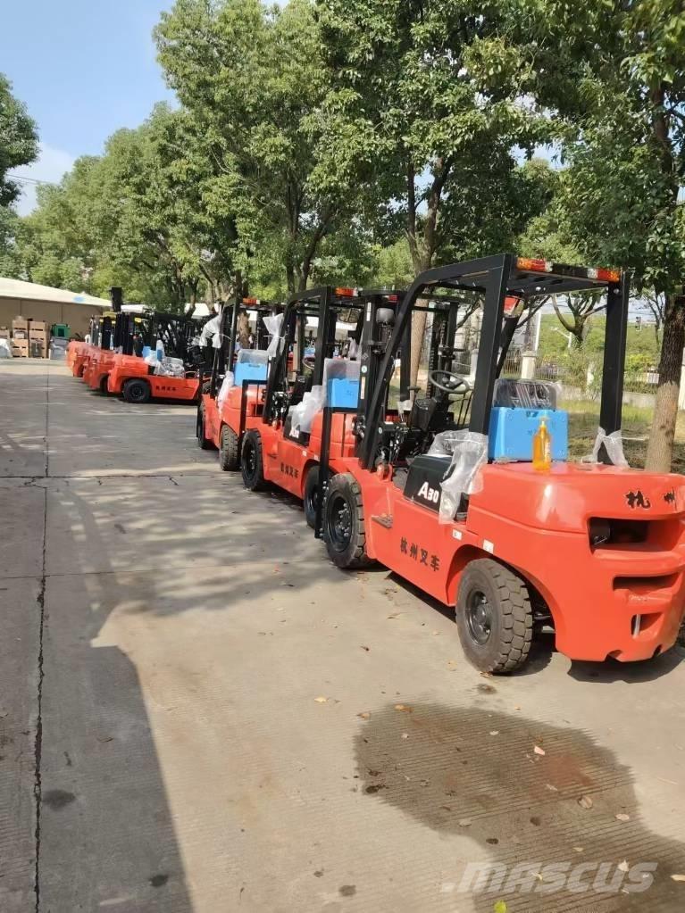 Hangcha CPCD 35 Dizelski viličarji