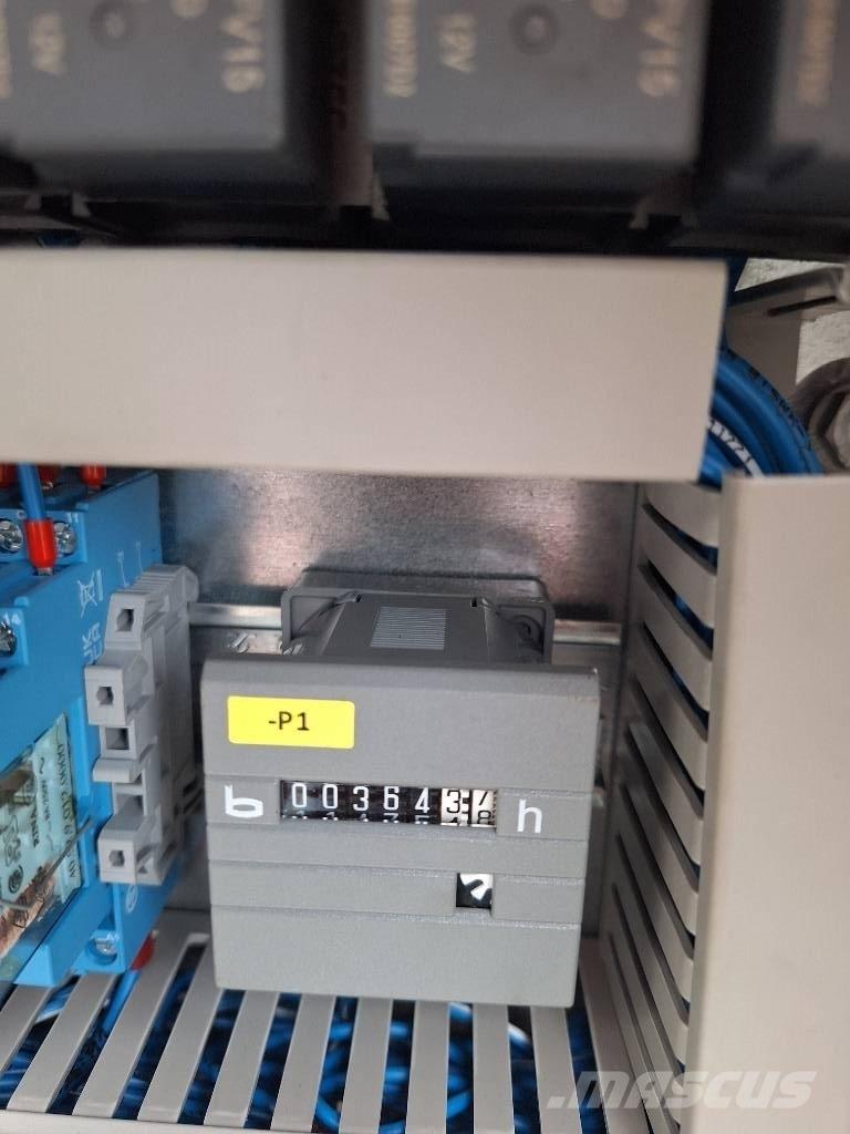 Böcker AHK 36 Druga dvigala/žerjavi