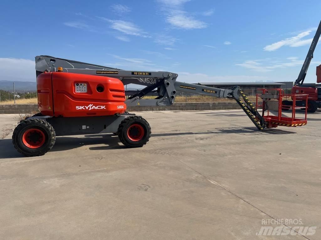 SkyJack SJ 63 AJ Zglobne dvižne ploščadi