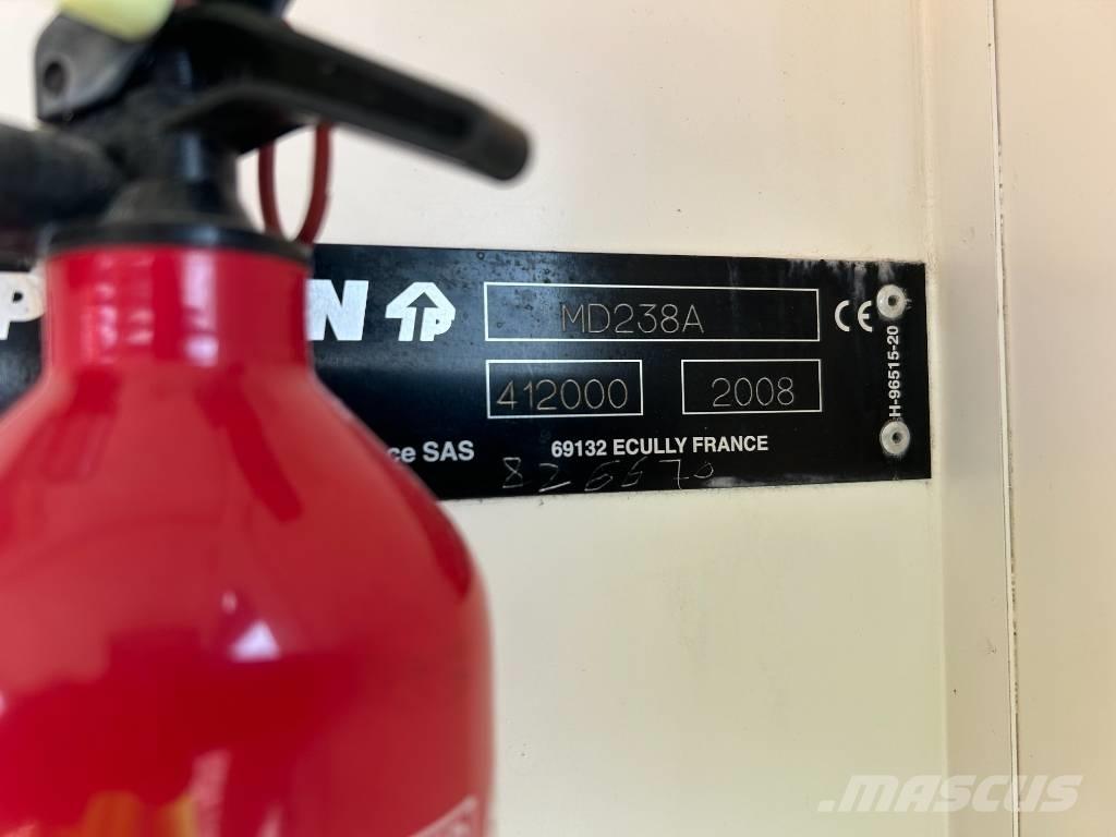 Potain MD238A Stolpni žerjavi