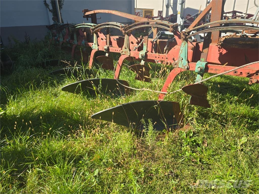 Kverneland BB 100 Plugi