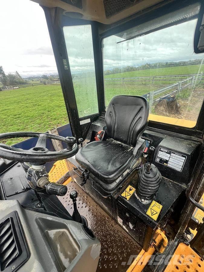 JCB 6T-3 Ne cestni demperji
