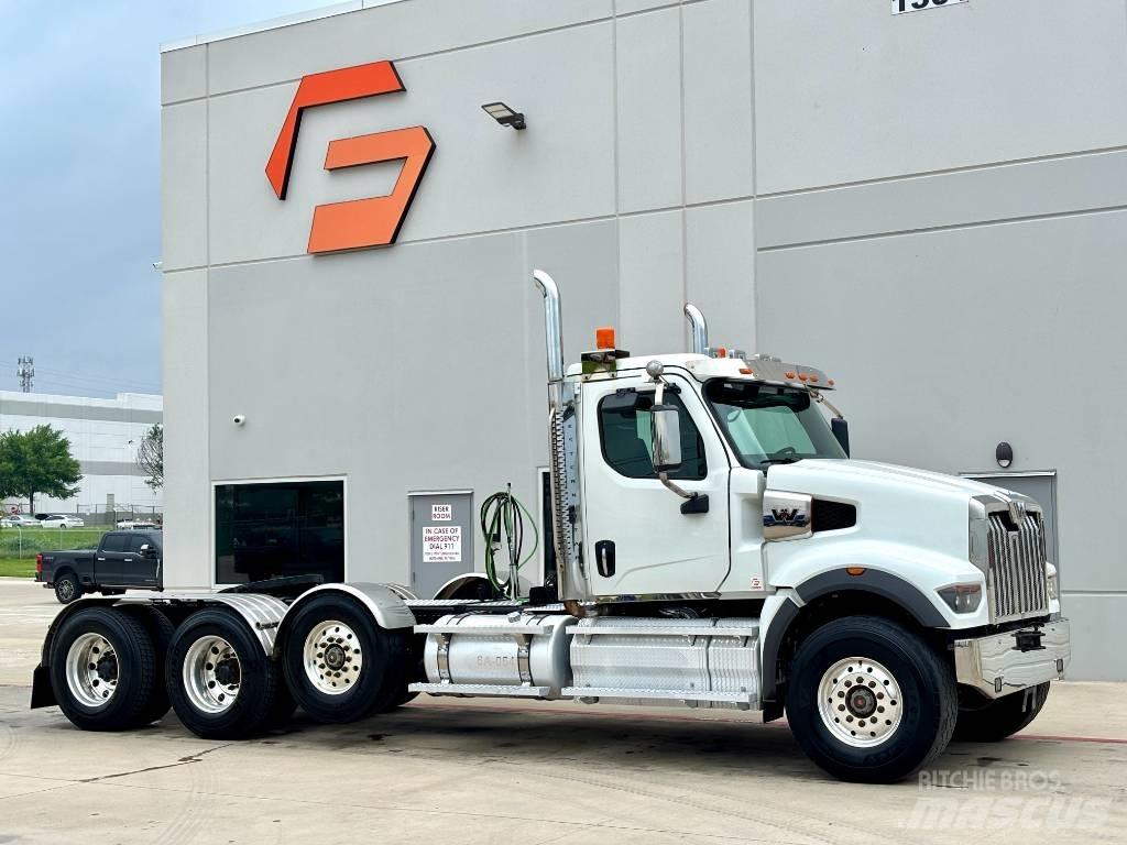 Western Star 49 X Vlačilci