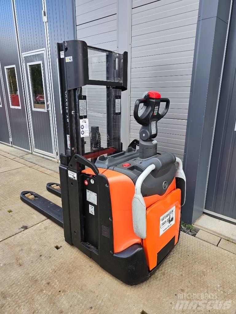 BT SPE 200 D 2500mm Ročni električni viličar