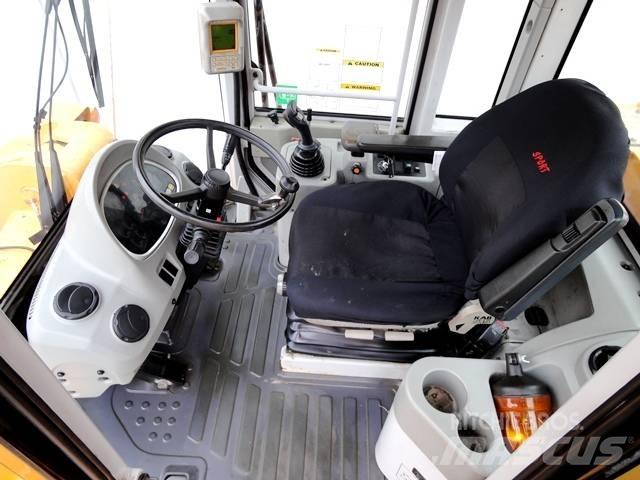Hyundai HL 770-7 A Kolesni nakladalci