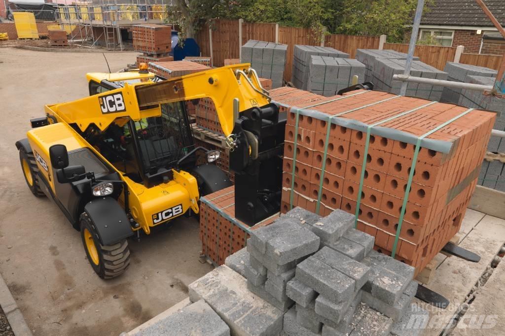 JCB 525-60 Teleskopski viličarji