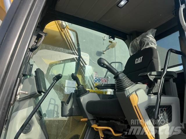 CAT 317 Bagri goseničarji