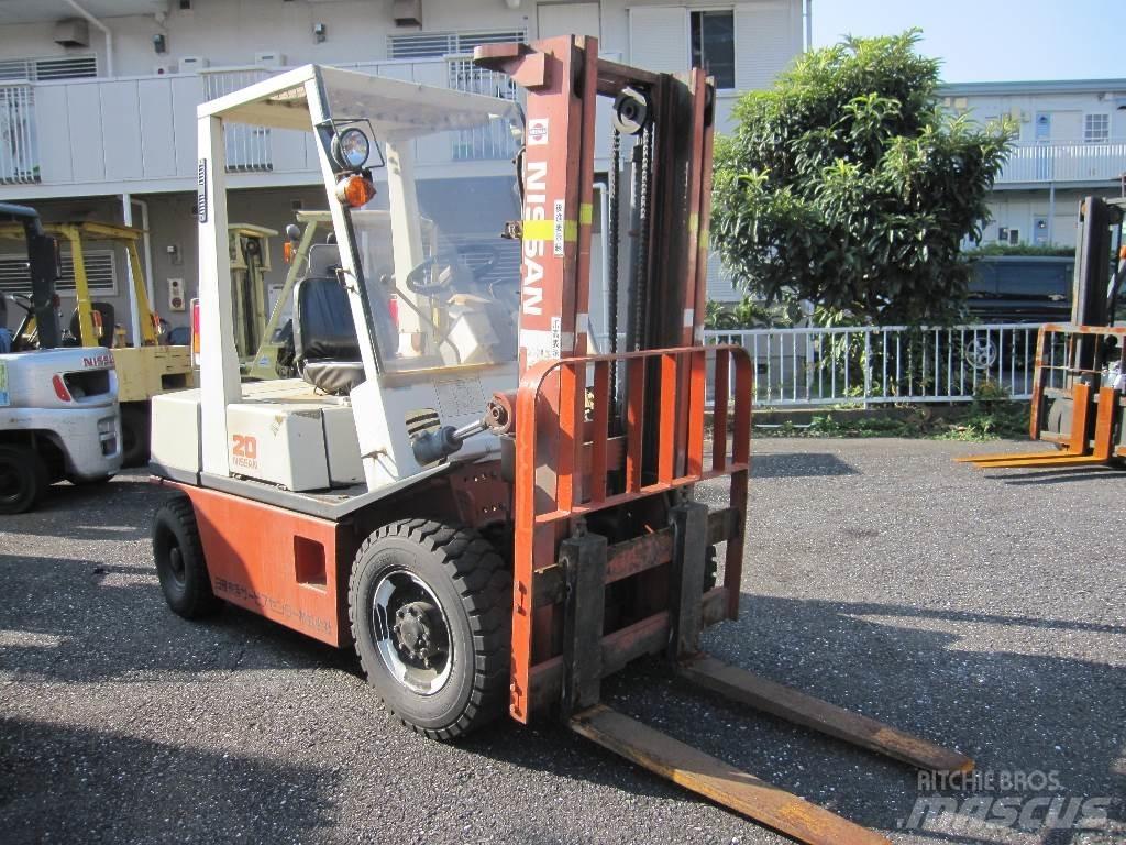 Nissan PH02A20 Viličarji - drugo