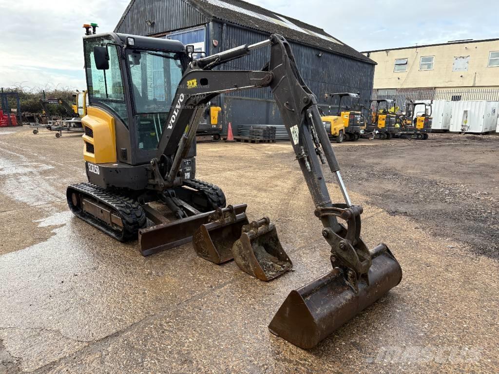 Volvo ECR 25 D Mini bagri <7t