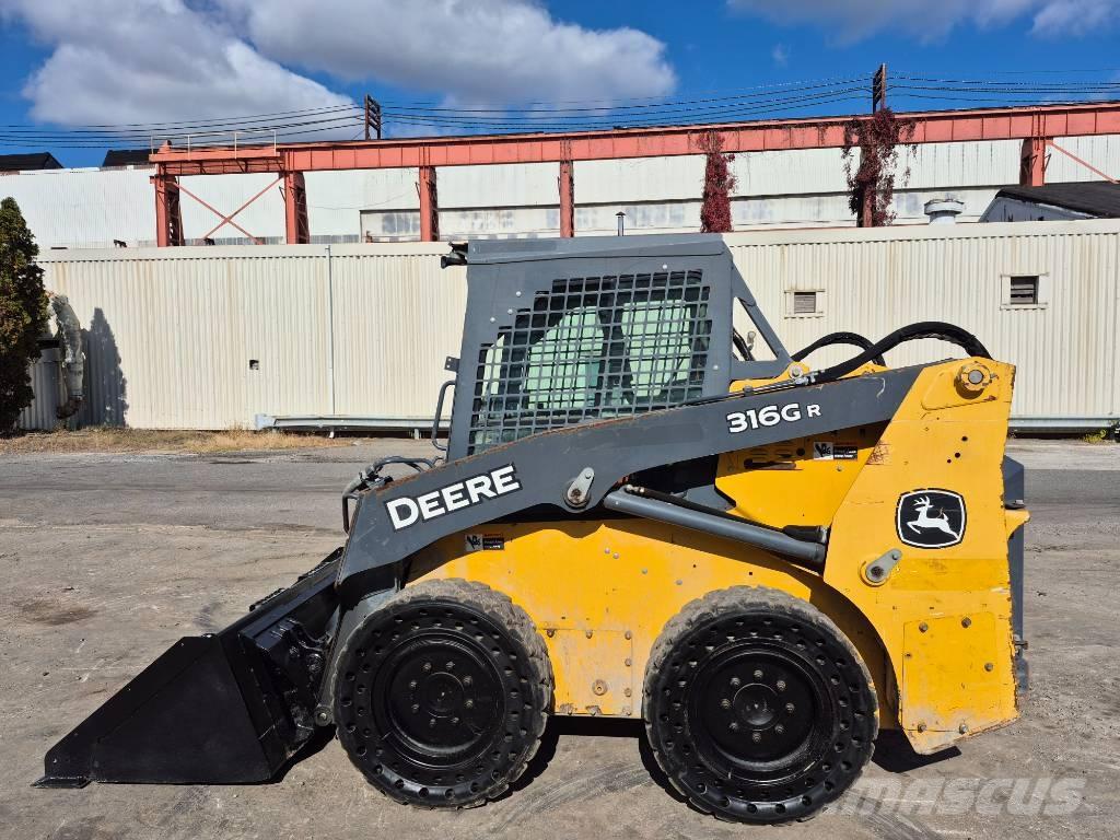 John Deere 316 Skid steer mini nakladalci