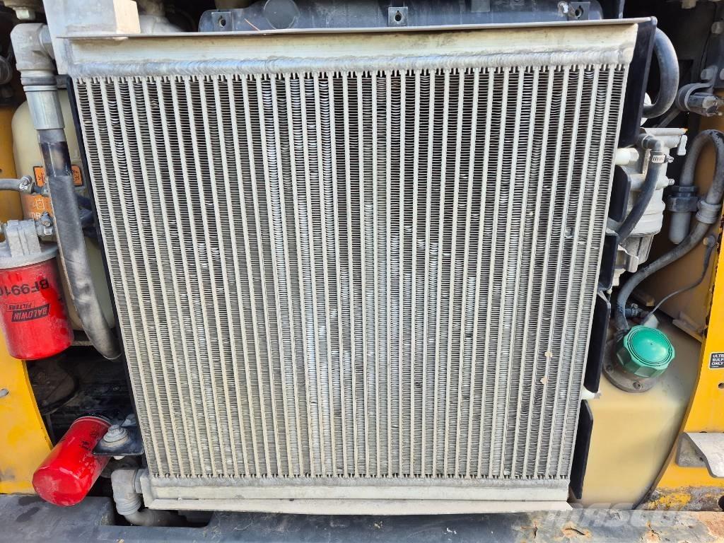 John Deere 316 Skid steer mini nakladalci